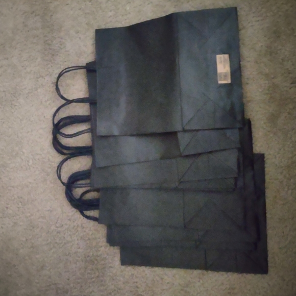 SALE Brand New 12 Black Handled Paper Bags 10" X 5" x 13". - Picture 4 of 6